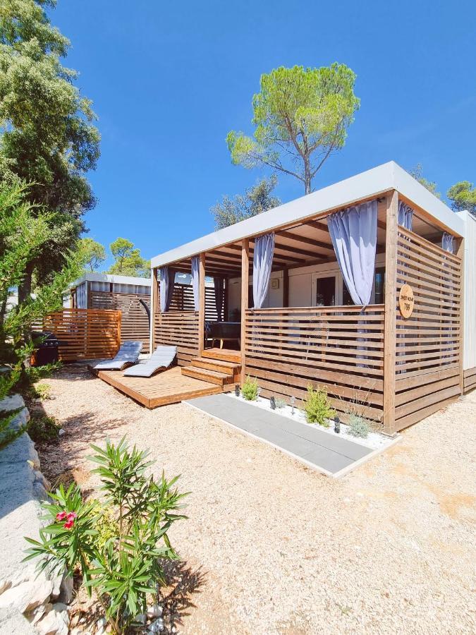 Camping Sweet - Complet *